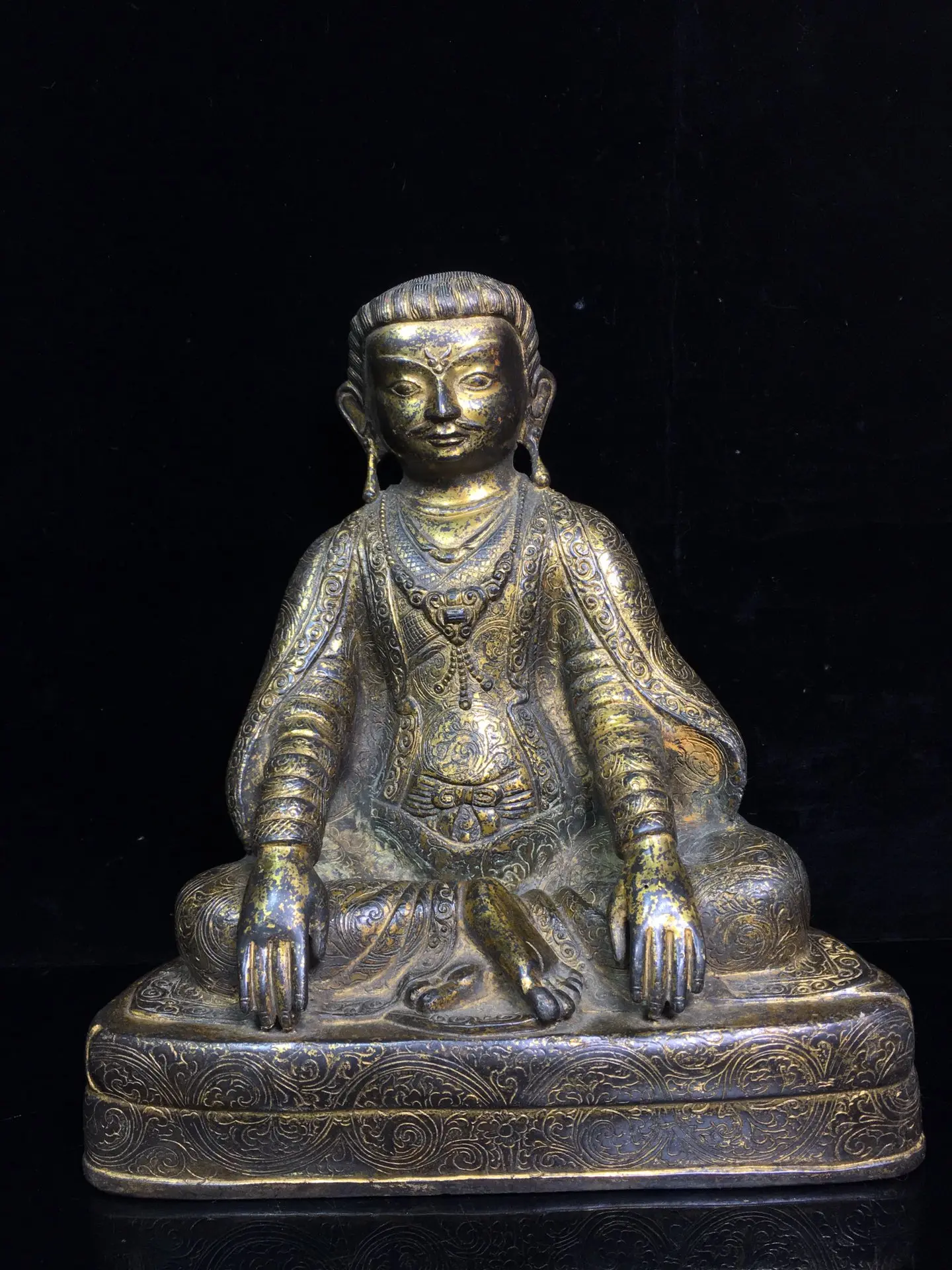 

10"Chinese temple collection Old Bronze Cinnabar Lacquer Northern Wei Buddha Guru Buddhist teacher Sitting Buddha Tibetan Buddha