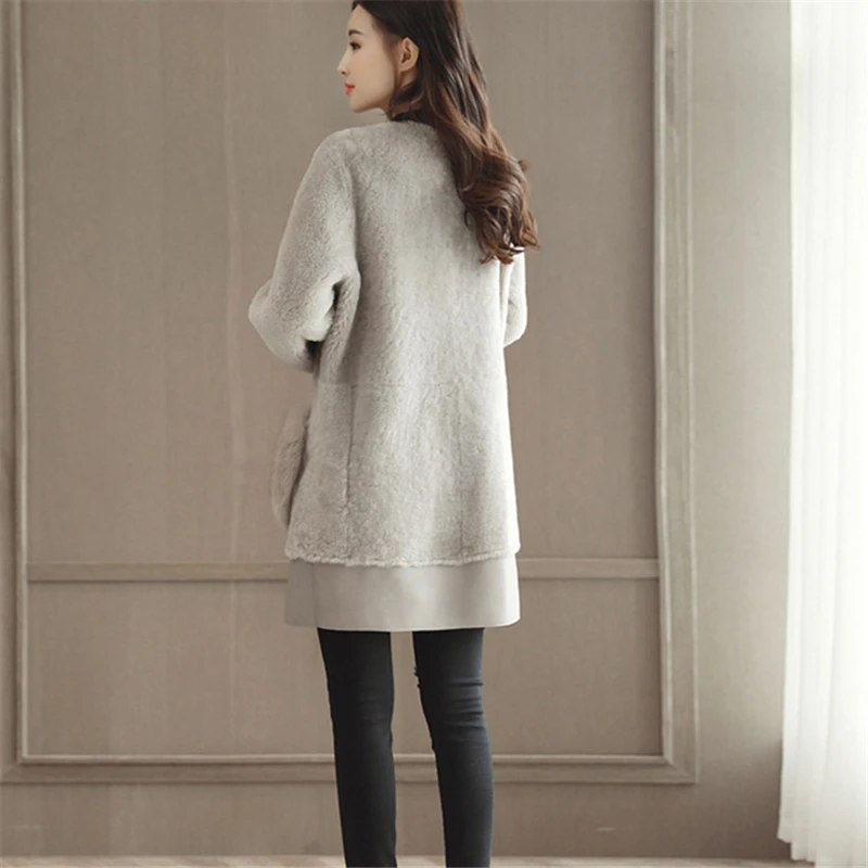 

2020 Autumn Winter Fashion New Round Neck Long-Sleeved Lamb Cashmere Student Fur One-Piece Warm Fur Coat Female Trend 223