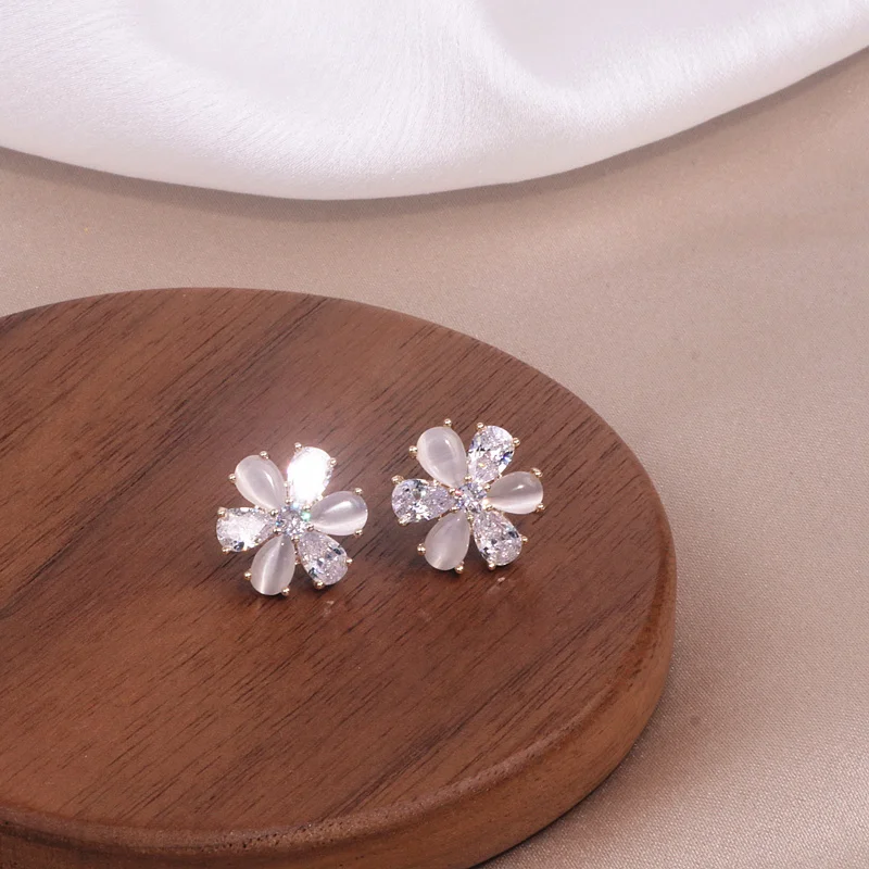 2020 New Elegant Cubic Zircon Crystal Stud Earrings for Women Girls Sweet Opal Flower Earring Korean Fashion Party Jewelry | Украшения и