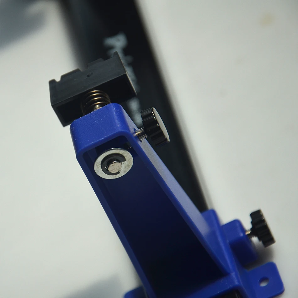 

Adjustable Printed Circuit Board Holder Frame PCB Soldering and Assembly Stand Clamp Repair Tool 360 Degree Rotation