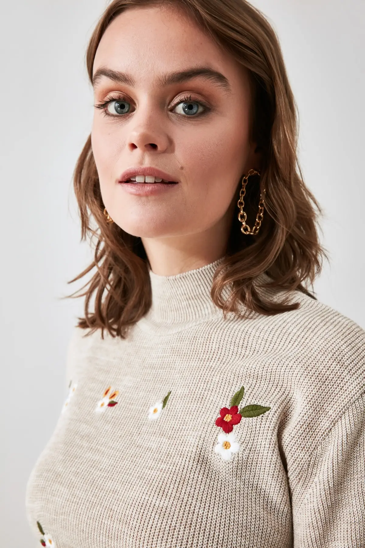 

Trendyol Embroidered Knitwear Sweater TWOAW21KZ2106