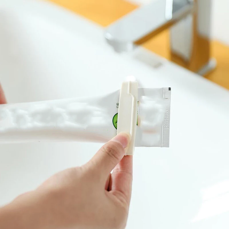 

3pcs/set Toothpaste Tube Squeezer Manual Toothpaste Dispenser Bathroom Squeeze Paste Squeezing Clamp Extruding Clip