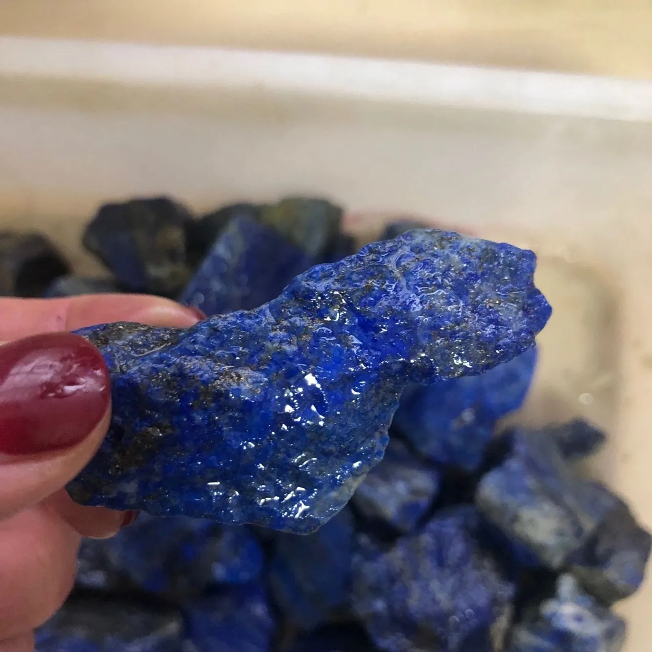 100g Натуральный камень гравийная форма Lapis Lazuli DIY Искусство Ювелирное Украшение