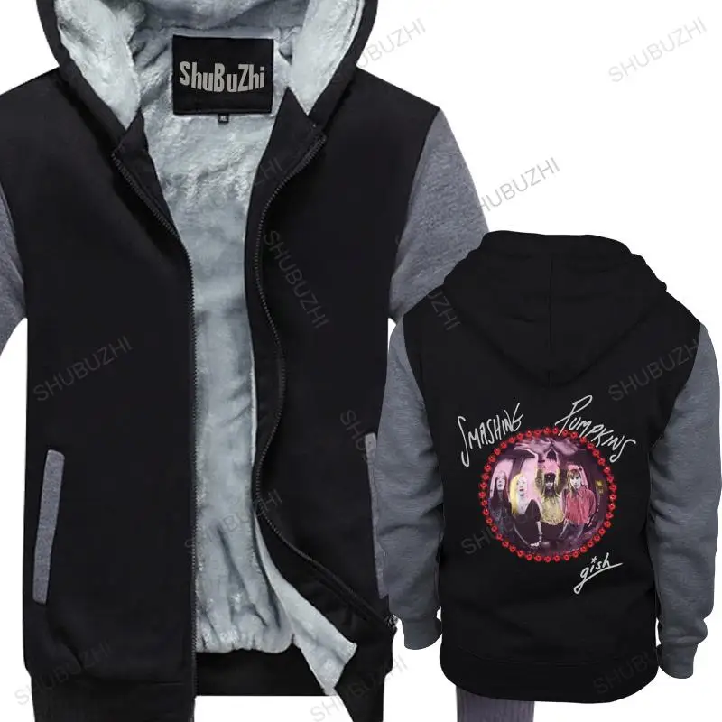 

Hoodies & Sweatshirts