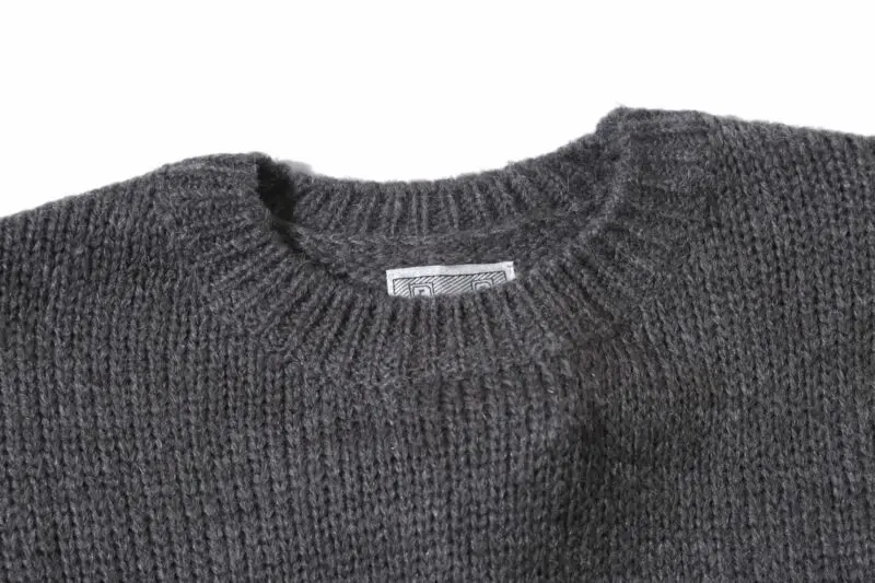 

Kanye West Classic Pullover Trapezoid Print Round Neck Sweater Mohair