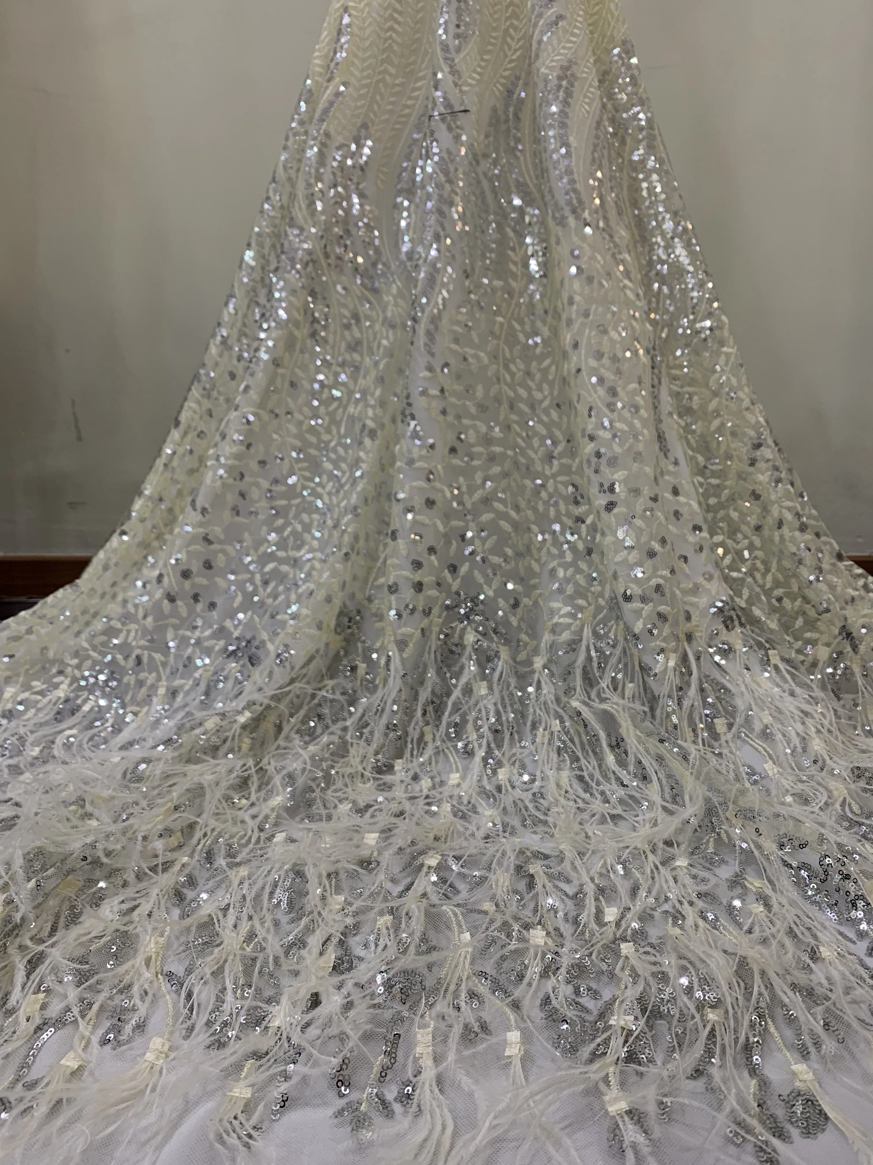 Новейшие африканские кружевные эластичные ткани с кисточками и блестками 2019