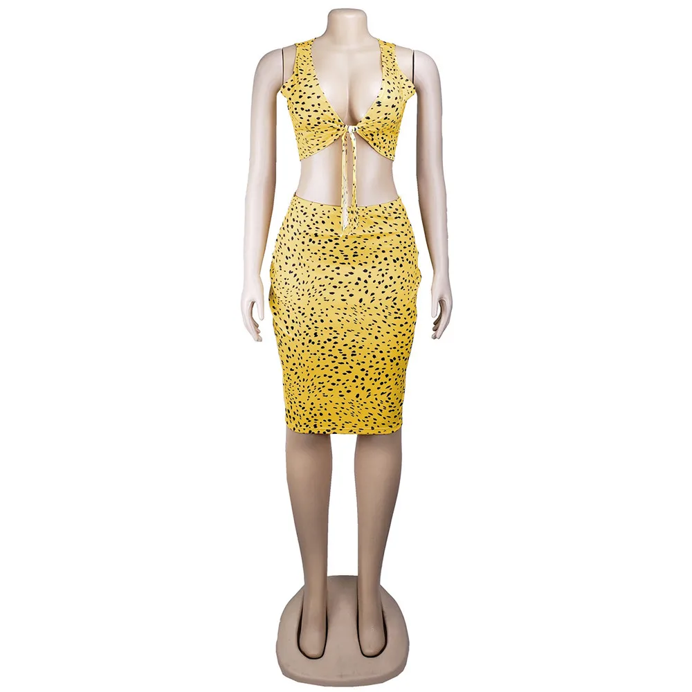 

Bohemian Leopard Print Two Piece Set Women V Neck Crop Top and Skirt Sets Summer Beach Wear Holiday Sexy 2 Piece Club Outfits