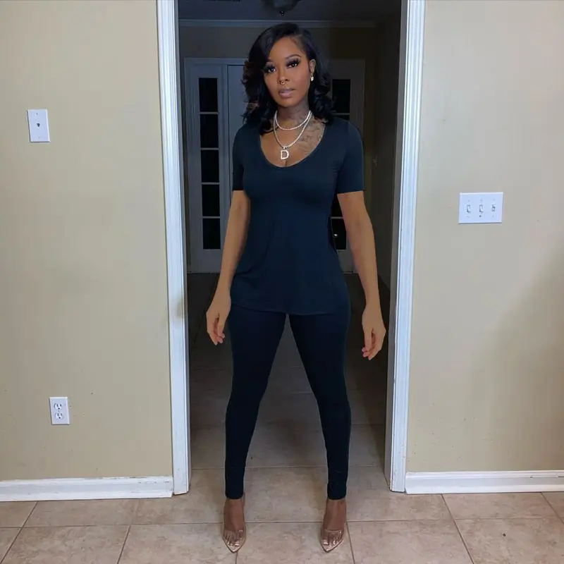 

Spring Summer 2021 Solid Two Piece Set Women V-neck Short Sleeve Split Crop Top+Leggings Matching Sets Club Outfits Streetwear