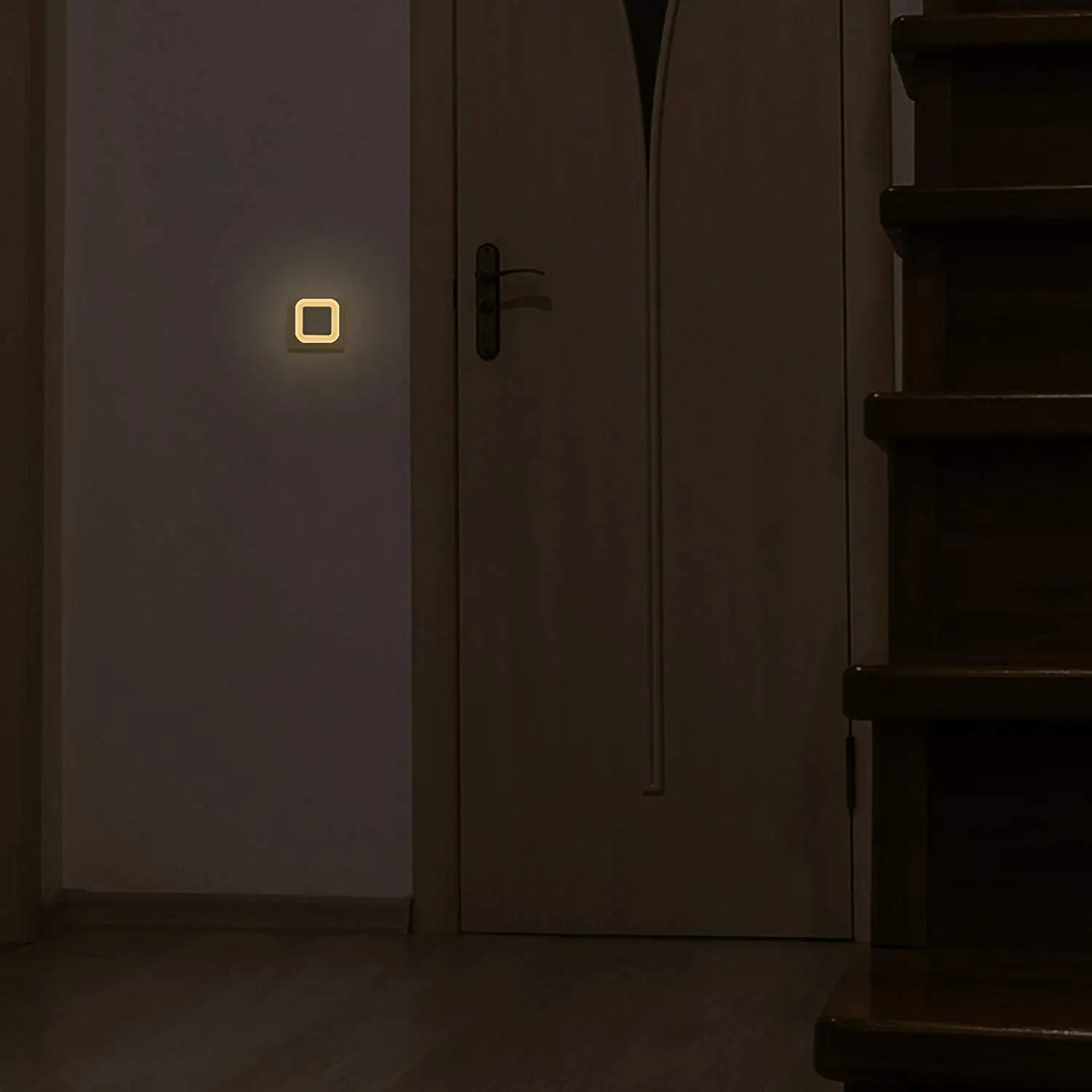 Светодиодный светильник Twi с датчиком Ночной теплая белая розетка