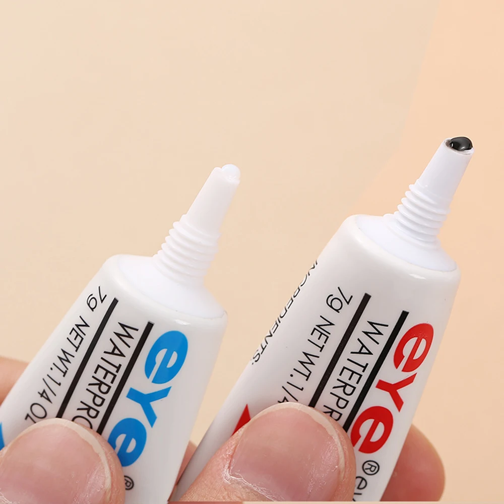 

Black Clear False eyelash glue Adhesive 7ml Fast Drying Strong False Eye Lash Extension Glue Adhesive Retention 5-7 Weeks