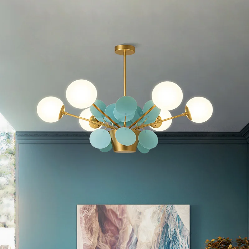 

Скандинавская романтическая люстра с цветочным дизайном, стеклянные теплые люстры для гостиной, спальни, кофейни, офиса, художественное ос...