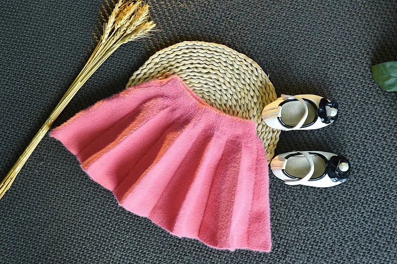 

Girls Clothes Set Autumn Winter Cartoon Strawberry Clothing Set New Kids Knitted Sweet Outfit Children Clothes Suit 2-6 Years