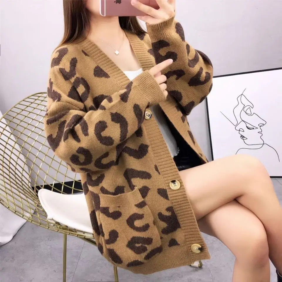 

Coat autumn leopard cardigan sweater loose button T-shirt