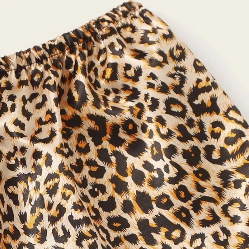 

2Pcs Leopard Print Sexy Sleeveless Pajamas Set Women Summer Comfortable Lace Camis Top+Shorts Sleepwear Backless Nightwear
