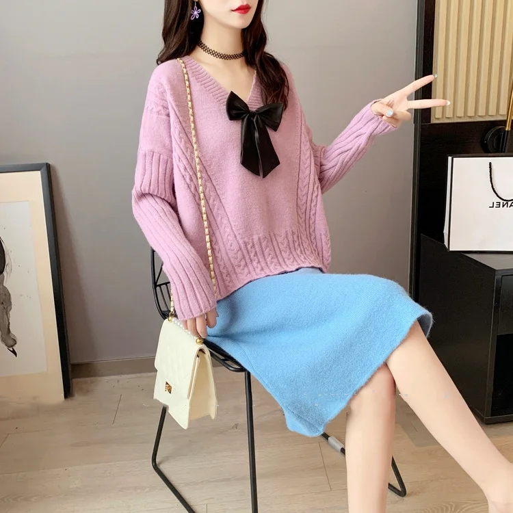 

EasyGarment Fashion Suit Women's Autumn 2021 New Western Style Youth V-neck Bow Sweater Solid Skirt Straight Two-Piece Set Women