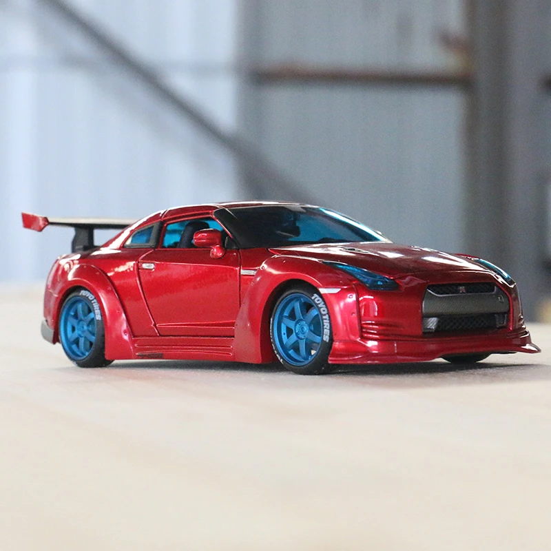 Модифицированная модель автомобиля Maisto из сплава 1:24 Nissan GTR Токийский дрифт