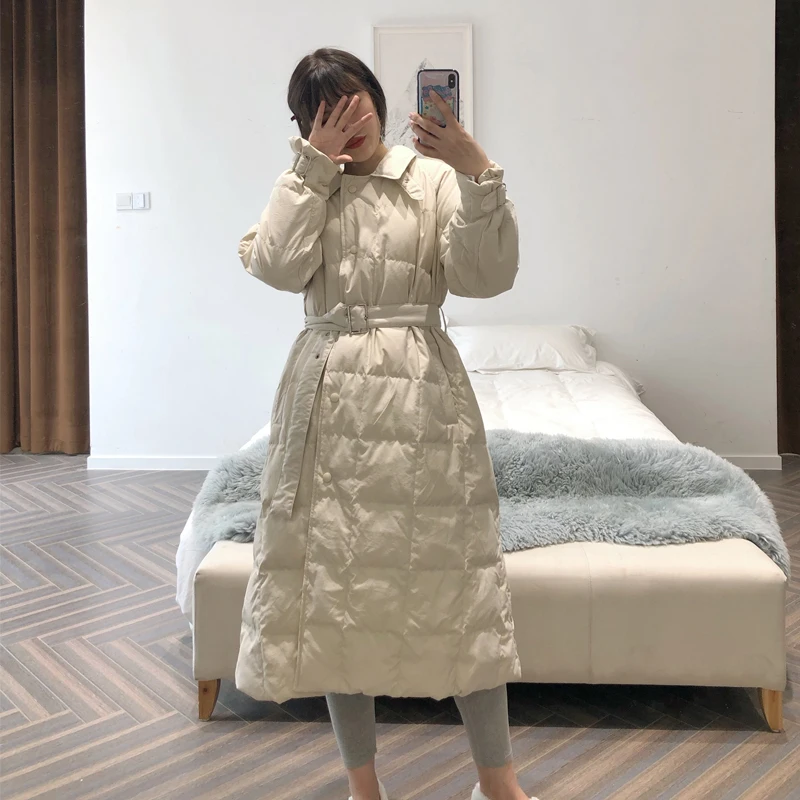 Куртка женская на белом утином пуху с ремнем зимняя теплая свободная 2020 | Женская