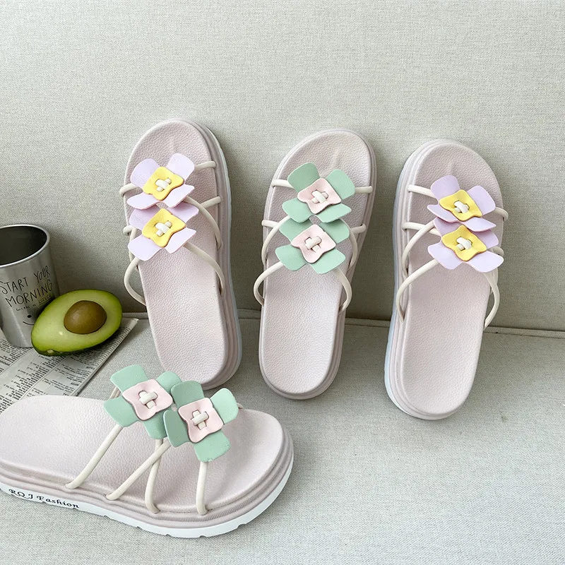 

Shoes Woman 2021 Flower Slippers For Swimming Pool Pantofle Luxury Slides Platform Med Beach New Designer Flat Floral PU