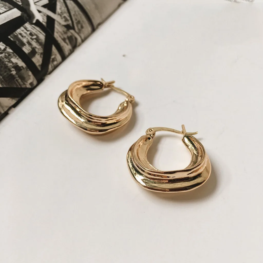 

2021 New Fashion Jewelry Earrings Women's Metal Round Earrings Temperament Simple Korean Fashion Earrings Hipster Sexy Circle