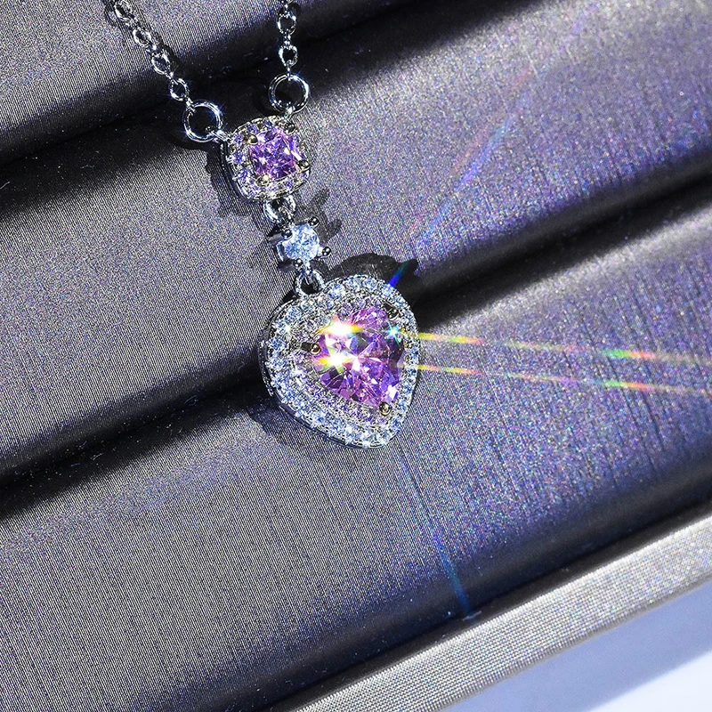 

Luxury Jewelry Heart Pendant Necklace Full Inlay Zircon European American Fashion Accessories Various Styles For Women Wedding