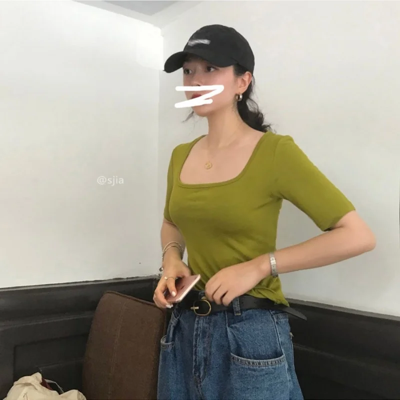 Футболка женская с квадратным вырезом приталенный короткий топ французским