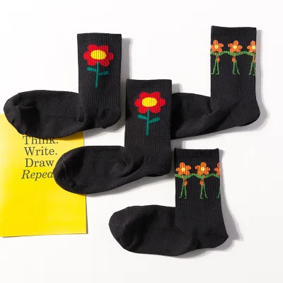 Новые трендовые Цветочные Носки на весну и лето милые черные носки средней длины