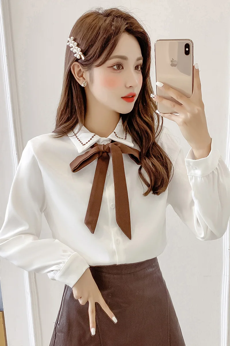 

COIGARSAM Casual Shirt Womens tops New Spring Bow Turn-down Collarlt Women shirts Khaki White 8157