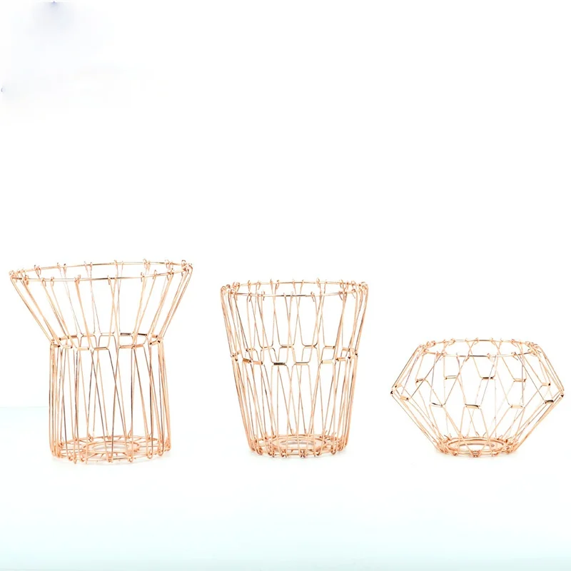 

Wrought Iron Storage, Changeable Folding Fruit Basket, Electroplating Gold Nordic Style Creative Iron Candle Holder