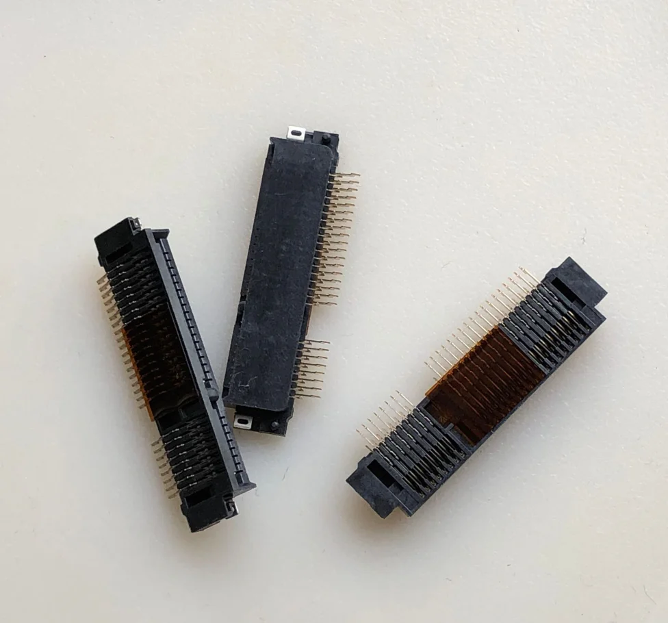 (2 шт.) погружной разъем Mini PCI-E слот 52p SSD интерфейсный SMT Золотой контакт |