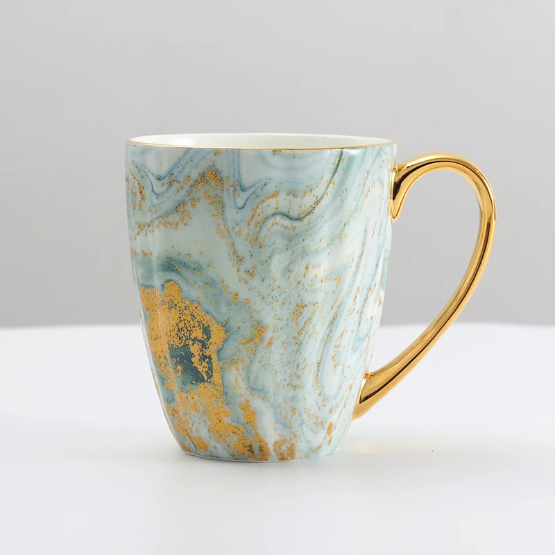 Фарфоровая чашка кофейная из костяного фарфора керамический напиток подарок на