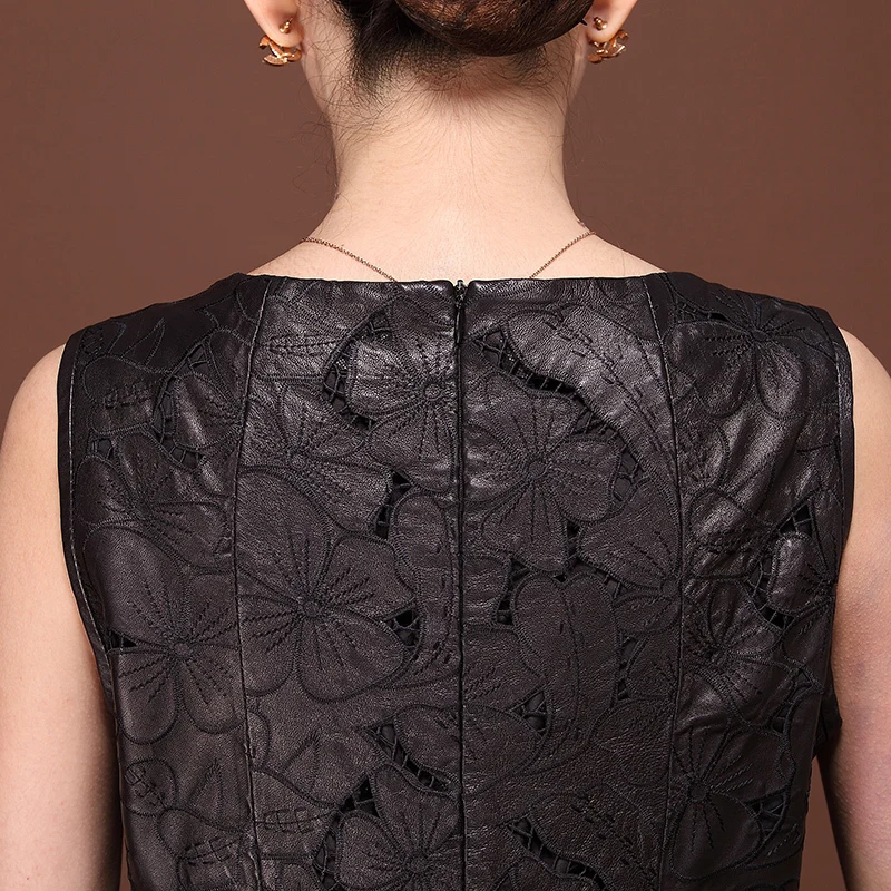 Elegant Lady Crystal Genuine Leather Pleated Mini Dress For Women 2020 Vintage Embroidery Office Work Party Sleeveless Sundress | Женская