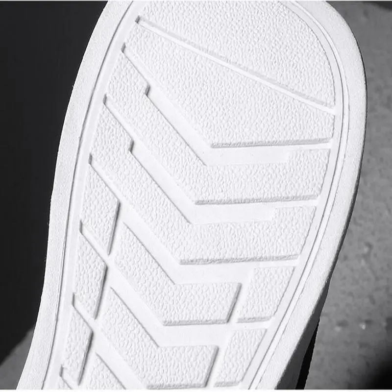 

Summer Breathable Men Casual Shoes Thin Flying Knit Deodorant Wear Light Soft Bottom Sports Shoes Mesh Student Fashion Shoes