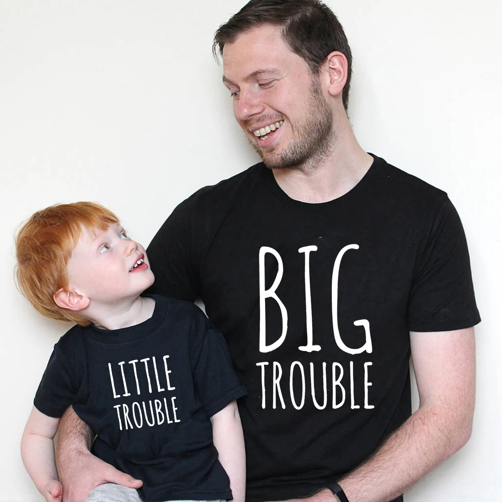 

1pcs Big and Little Trouble Family Matching Clothes Outfit Dad Daughter Son T Shirt Daddy Kids Girls Boys Funny T Shirt Outfits