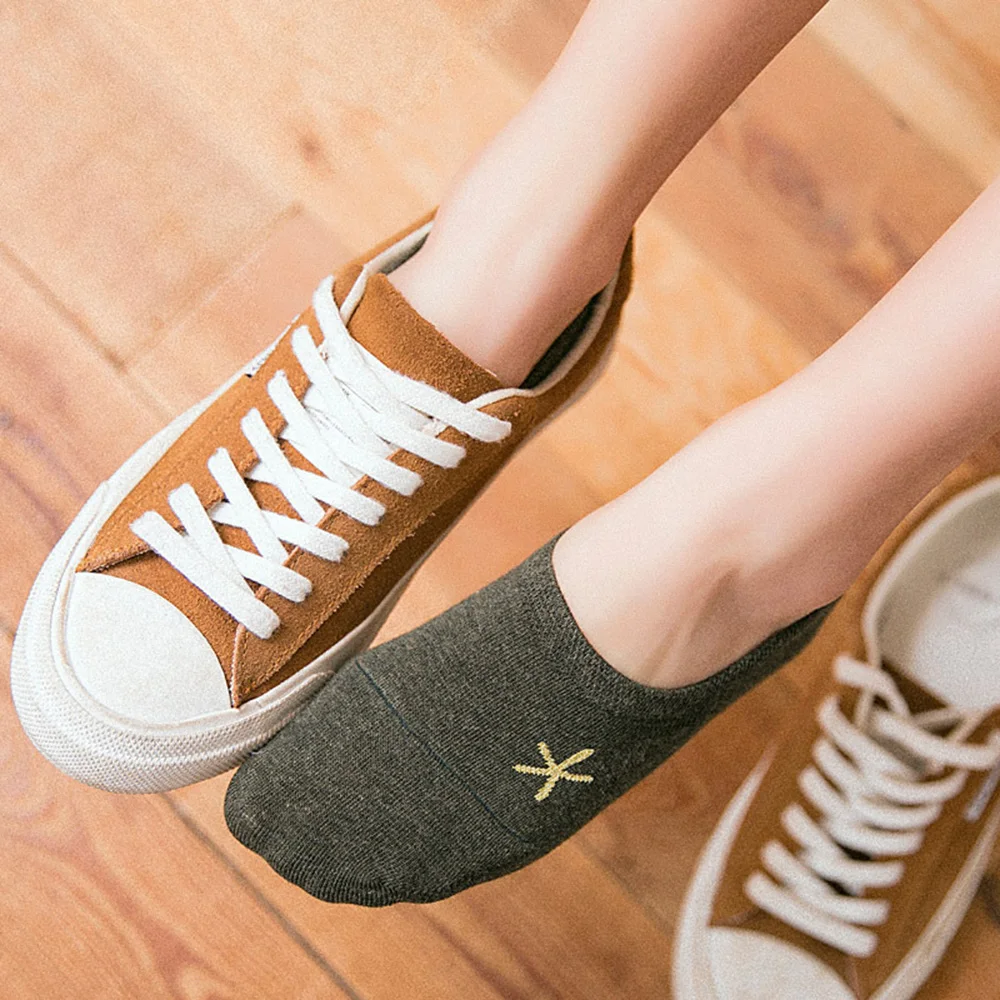Embroidered Feather Expression Woman Socks Cool Invisible Cotton Brand Casual Boat Socks Spring Summer No Show Cotton Socks