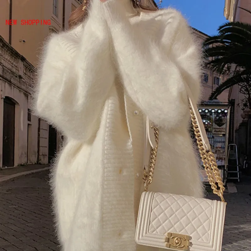 Женский мохеровый кардиган белый однотонный мягкий свитер с V-образным вырезом