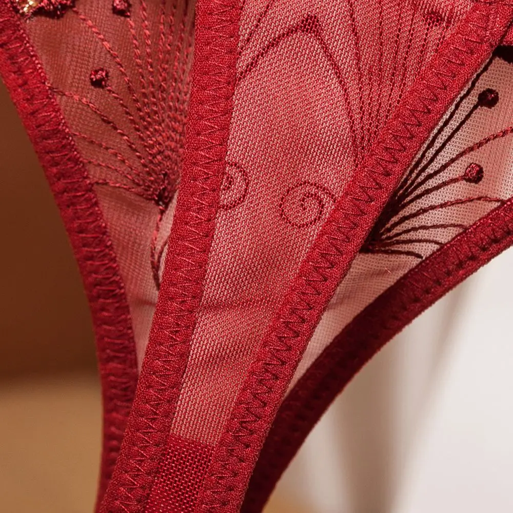 

Sexy Transparent Flower Lace G-strings Women Thong Briefs Embroidery Low Waist Panties Underwear