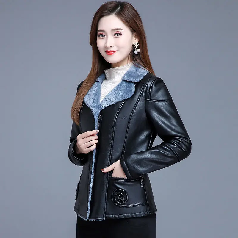 

2023 New Autumn Winter Leather Jacket Women Warm Coat Thickening Short Fur Cotton Ladies Top Clothing