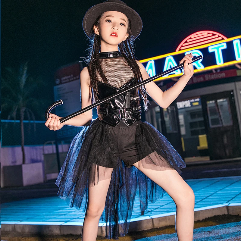 

Hot Sale Girl's Jazz Dance Costume Leather Tops Black Fluffy Skirt Kids Hiphop Dance Costume Jazz Performance Clothing VDB2416