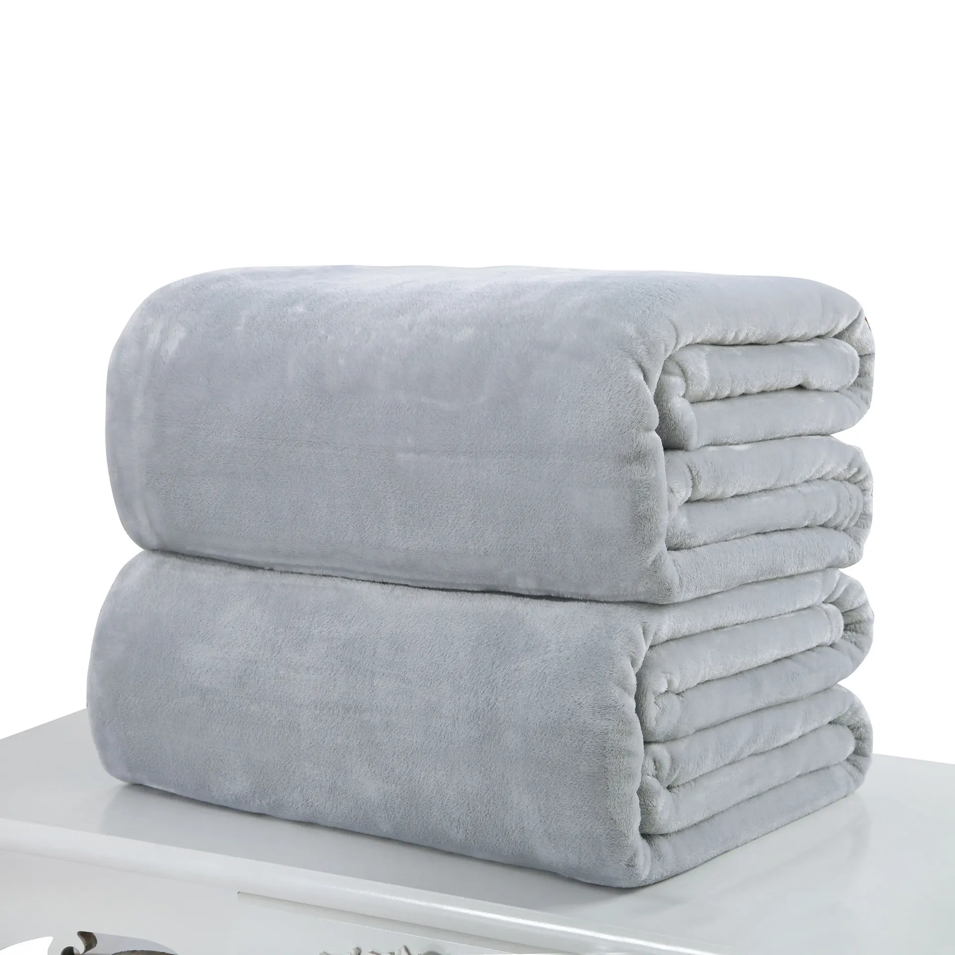 

50x70CM Small Super Warm Solid Warm Micro Plush Fleece Blanket Throw Rug Sofa Bedding Mini Blanket