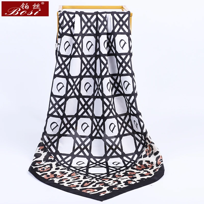 Женский шёлковый атласный шарф в клетку с леопардовым принтом| |