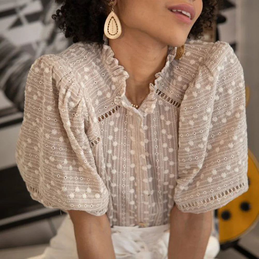 

Женская блузка из хлопка и льна, рубашка в французском ретро-стиле с воротником-стойкой и короткими рукавами, ажурная блузка в праздничном с...