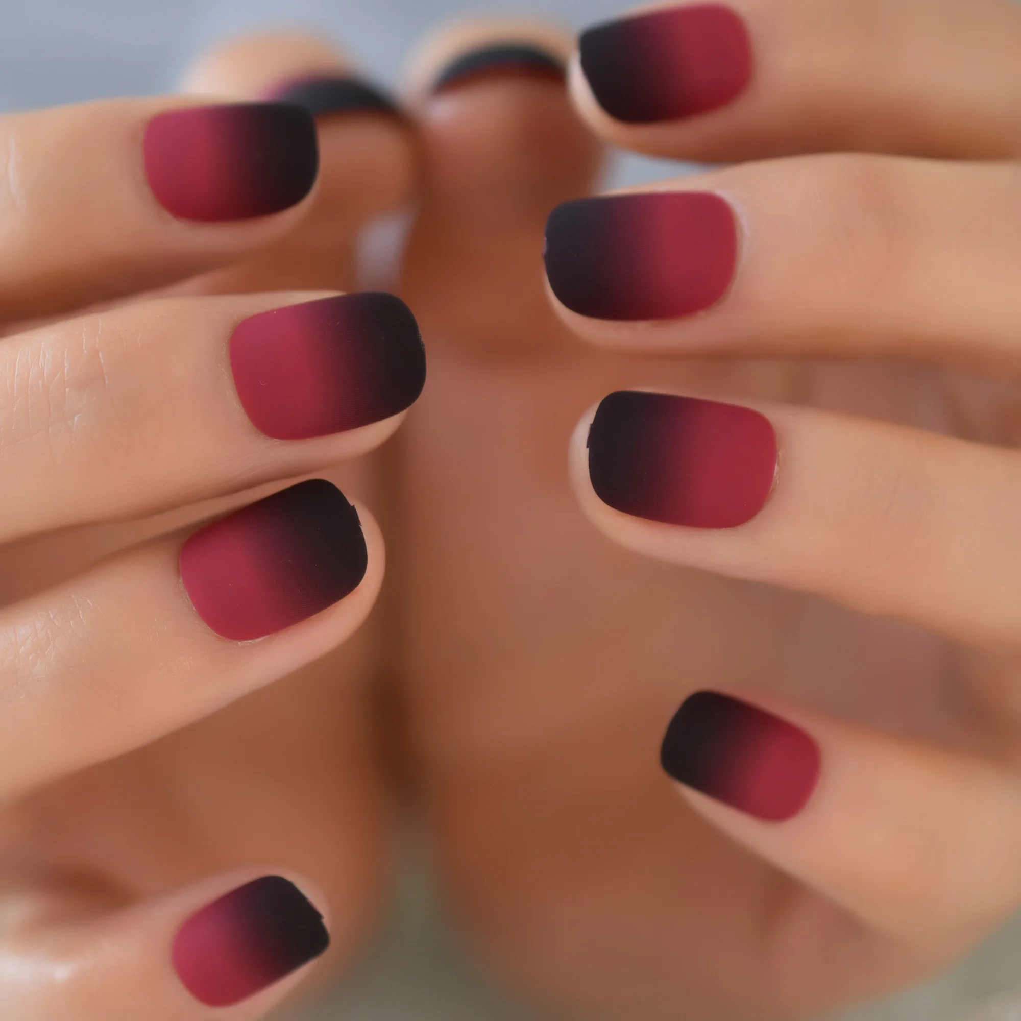 On Nail Matte Fake Nail Squoval Short Ombre French Decorated Artificial Nails For Daily Wearing