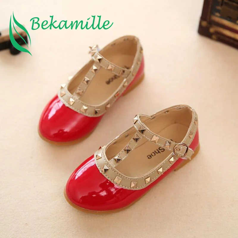 

Bekamille 2020 New Girls Sandals Kids Leather Shoes Children Rivets Leisure Sneakers Hot Girls Princess Dance Shoes