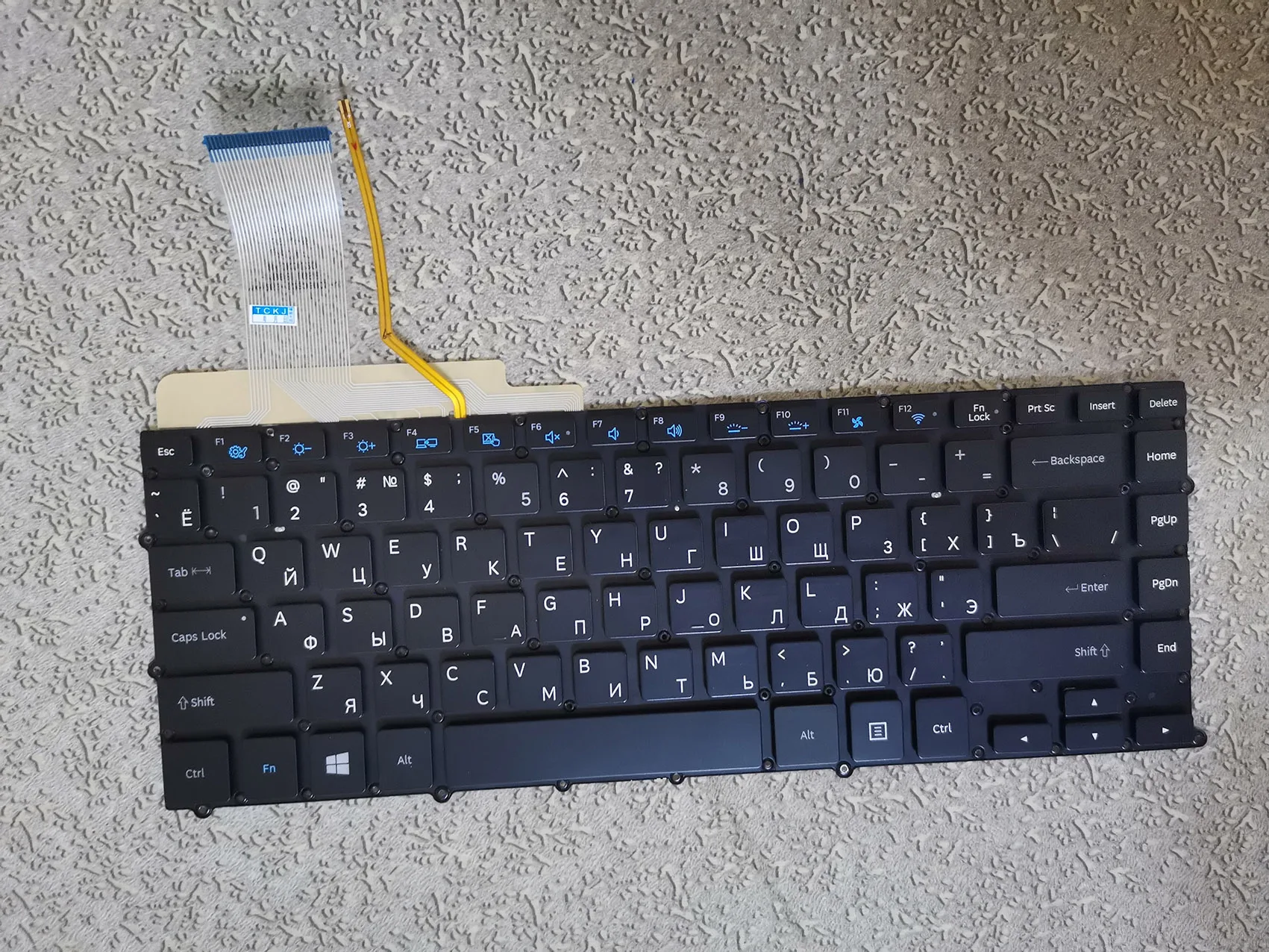 Клавиатура для SAMSUNG NP900X4B NP900X4C NP900X4D 900X4C 900X4B Русская раскладка