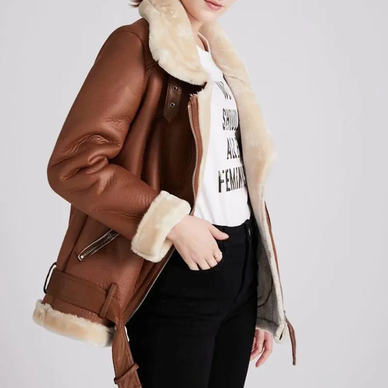 

Куртка женская зимняя из искусственной овечьей шерсти, s1615