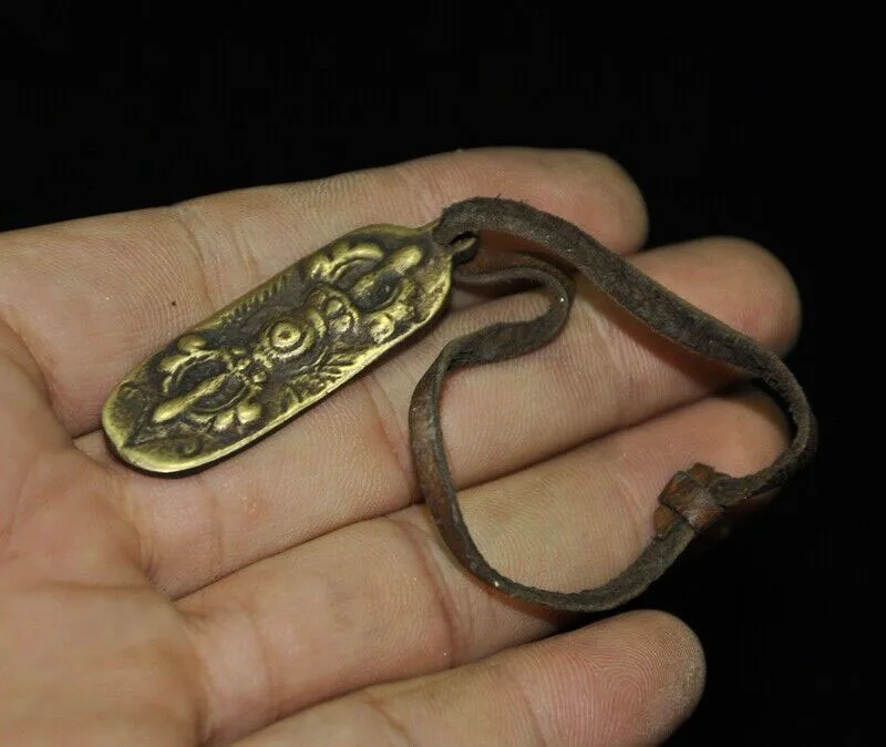 

wedding decoration Old Tibetan Buddhism Bronze Vajra Dorje Phurpa Exorcism Talisman Amulet Pendant