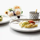 Маленькая круглая керамическая тарелка для пиццы в скандинавском стиле, обеденные десертные тарелки, фарфоровая глазурованная тарелка в западном стиле для стейков, поднос для снэков