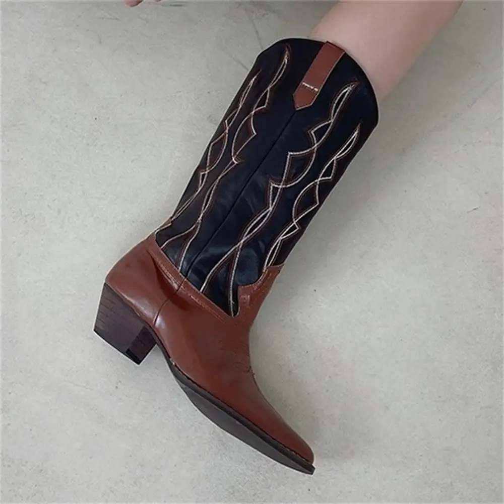 

Brand Pointed Toe Equestrian Mid Calf Women Boots Female Ladies Fashion Embroidery Modern Boot Women Gothic Shoes Bottine Femme