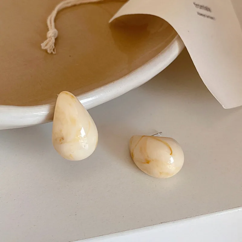 

Korea Retro Water Drop Multicolor Resin Stud Earrings Simple Fashion Marble Texture Women Girl Gift Aesthetic Small Accessories