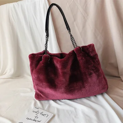 Original Brand Autumn And Winter Plush Shoulder Bag& Large Capacity Chain Tote Bag Width 49cm High 31cm Thickness 13cm - Цвет: Красный